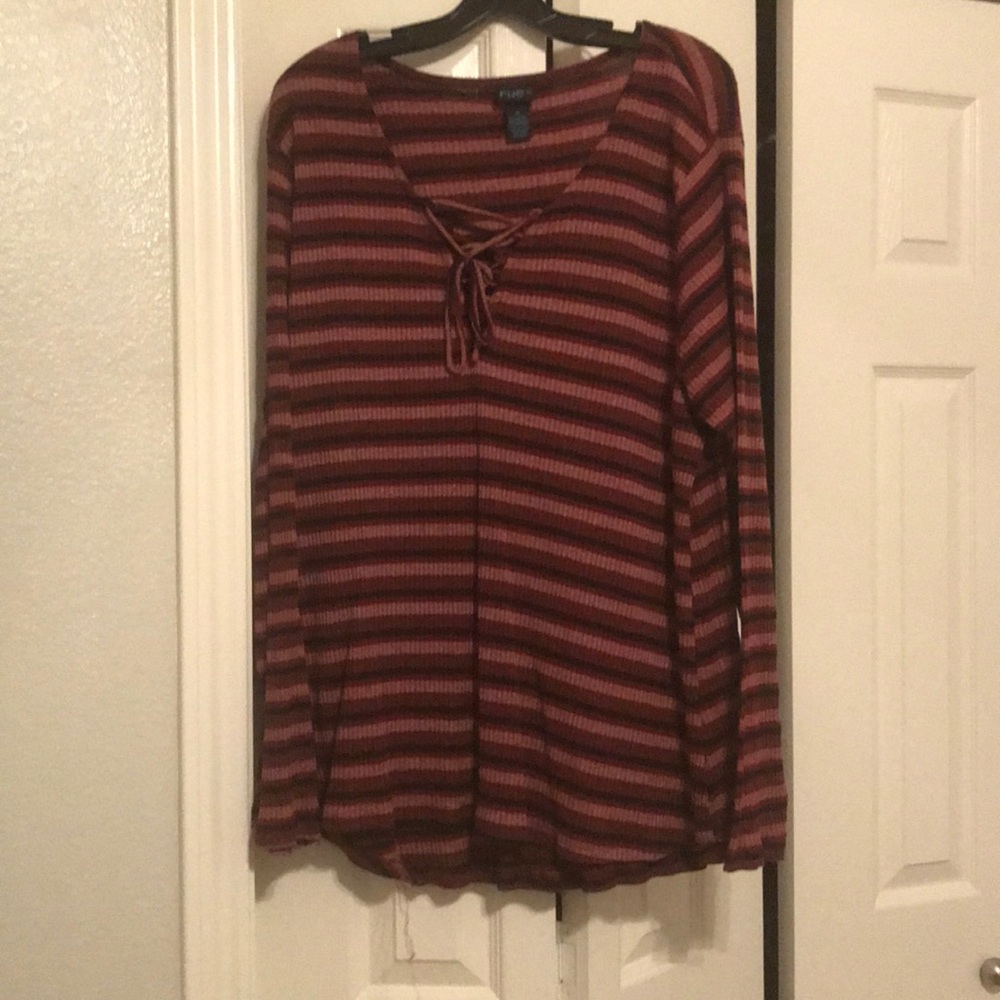 Ribbed Long Sleeved Shirt
